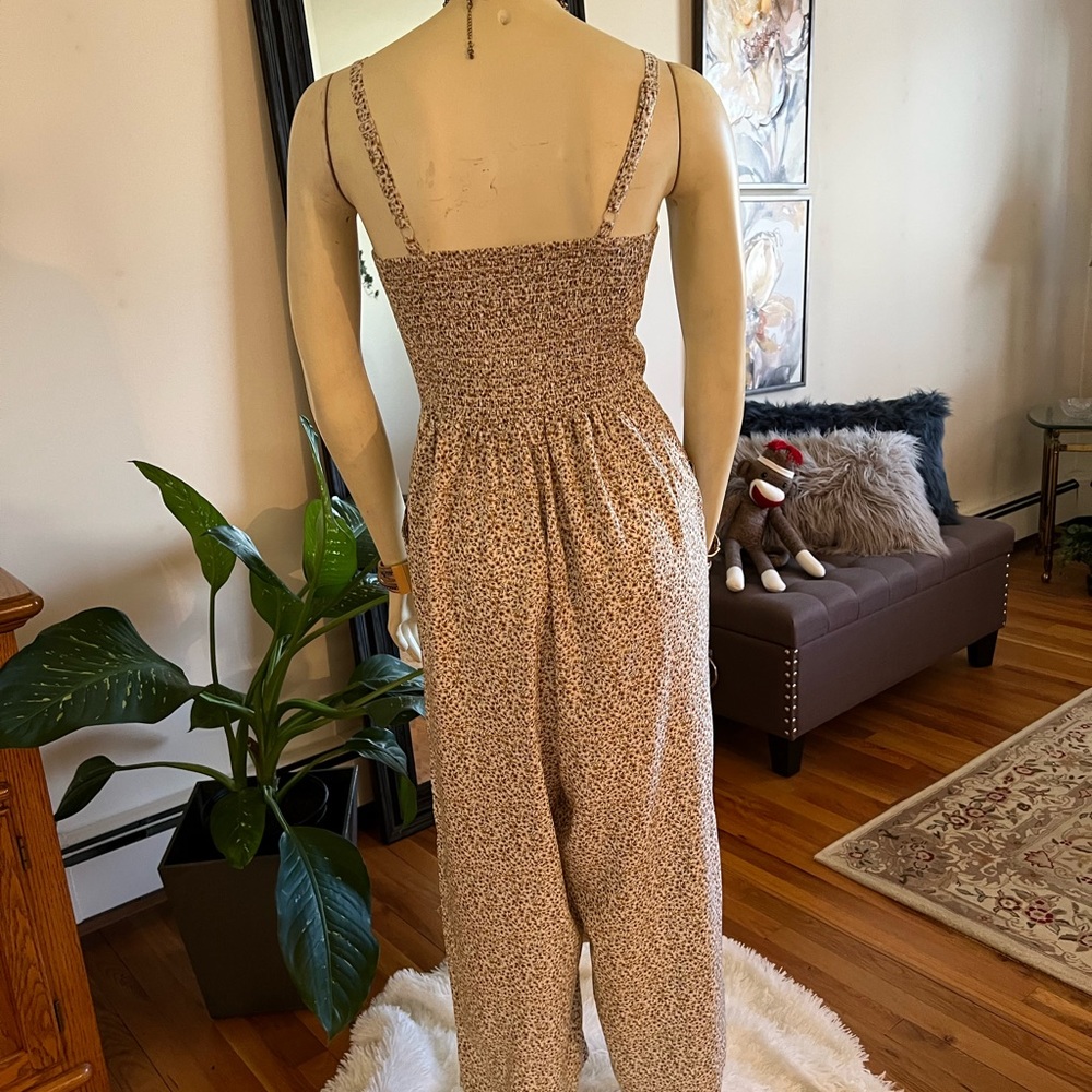 Old Navy Floral Print V-Neck Cami Jumpsuit - Picture 8 of 15